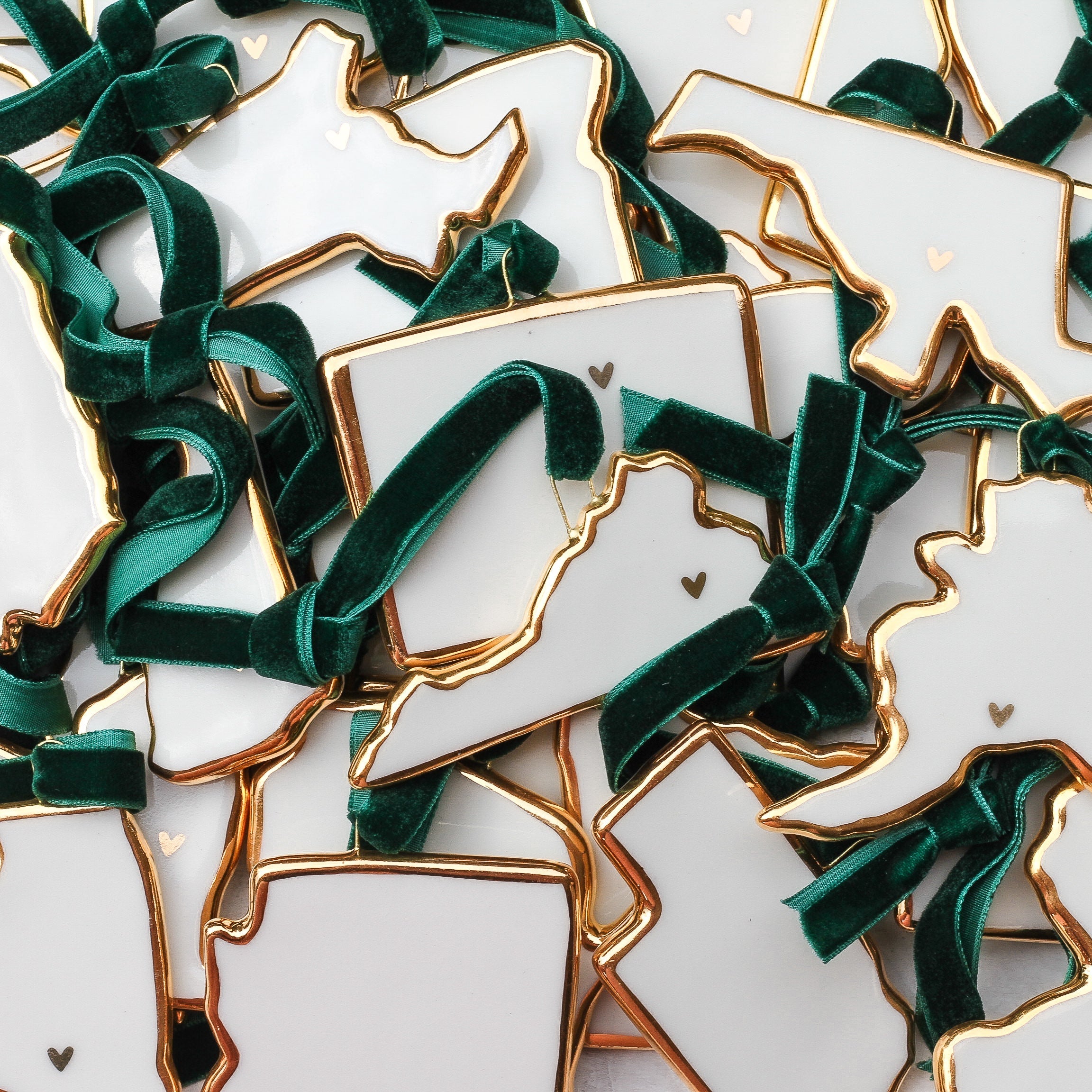 Ornaments - Apricity Ceramics 