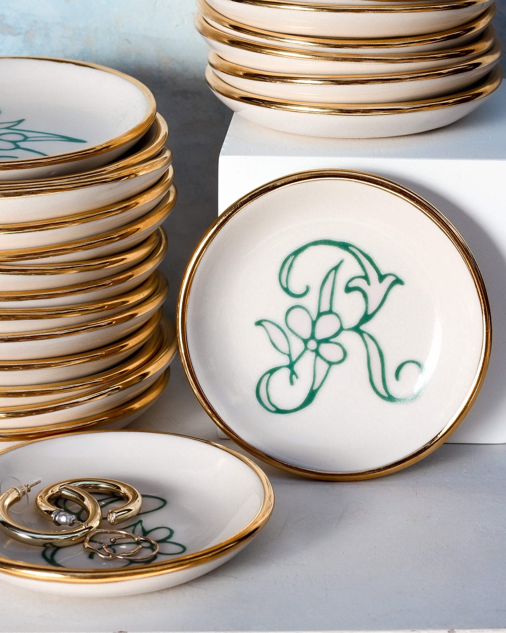 Bloom & Vine Large Trinket Dish - Apricity Ceramics