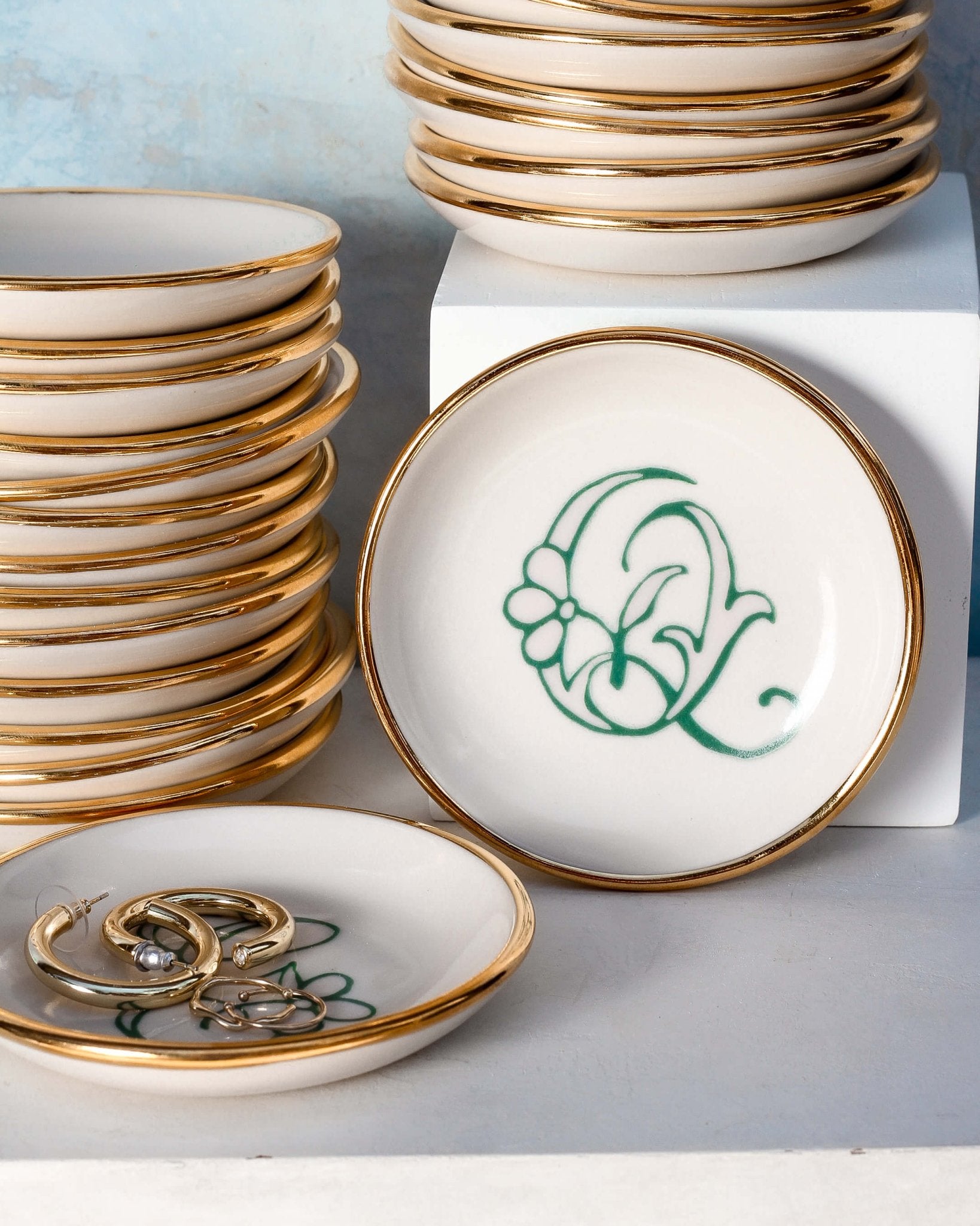 Bloom & Vine Large Trinket Dish - Apricity Ceramics