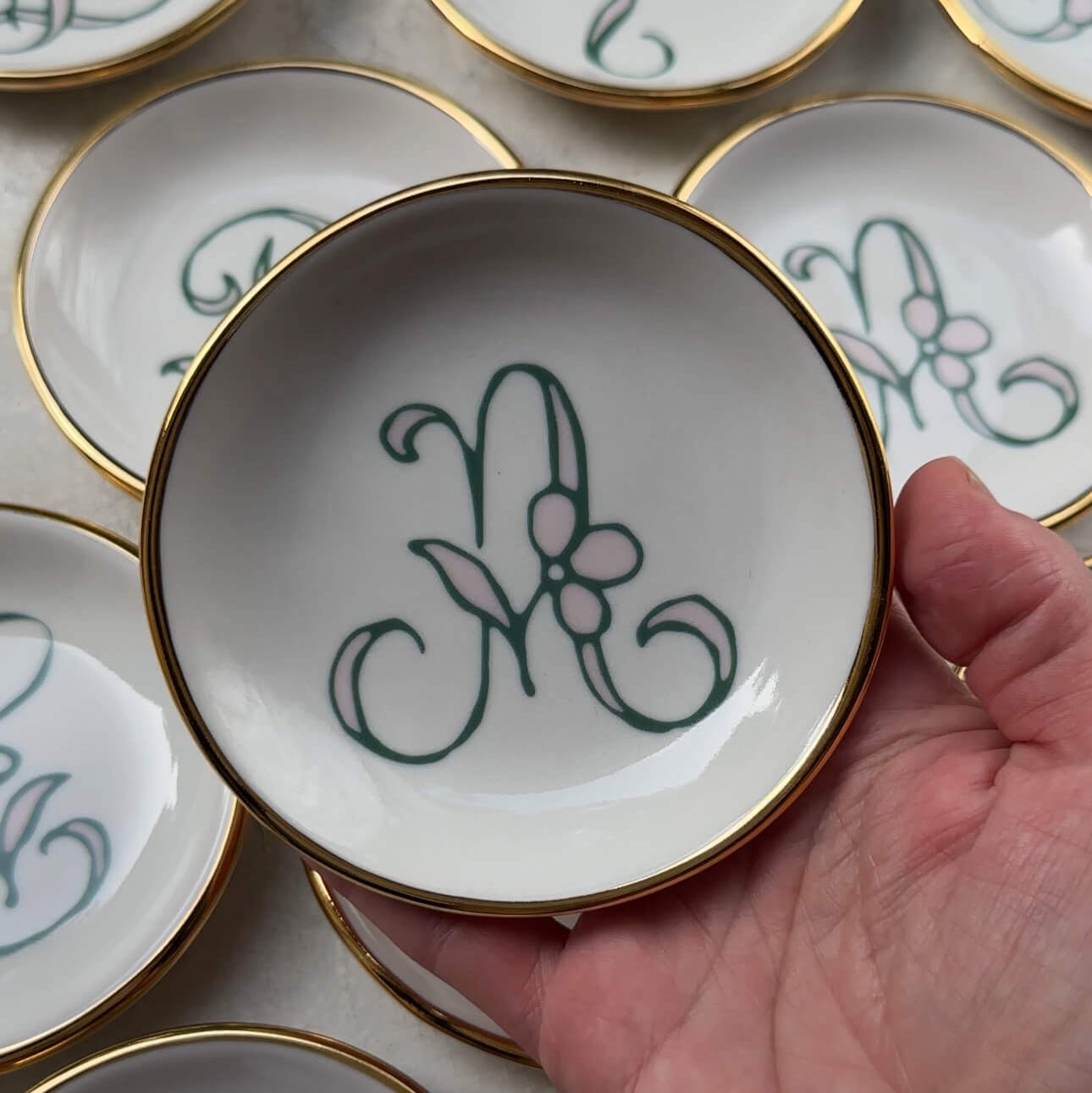 Bloom & Vine Large Trinket Dish - Apricity Ceramics