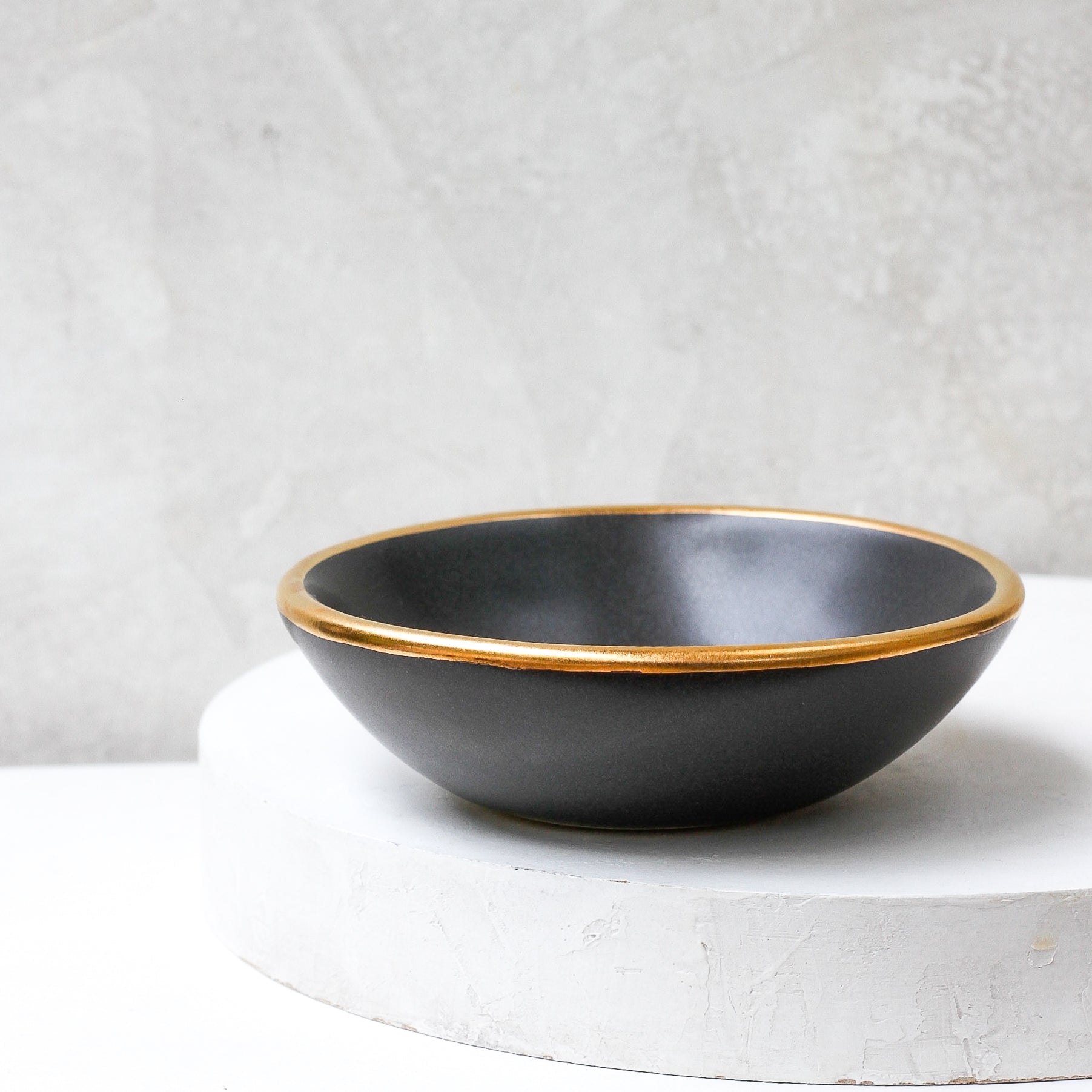Charcoal Trinket Bowl - Apricity Ceramics