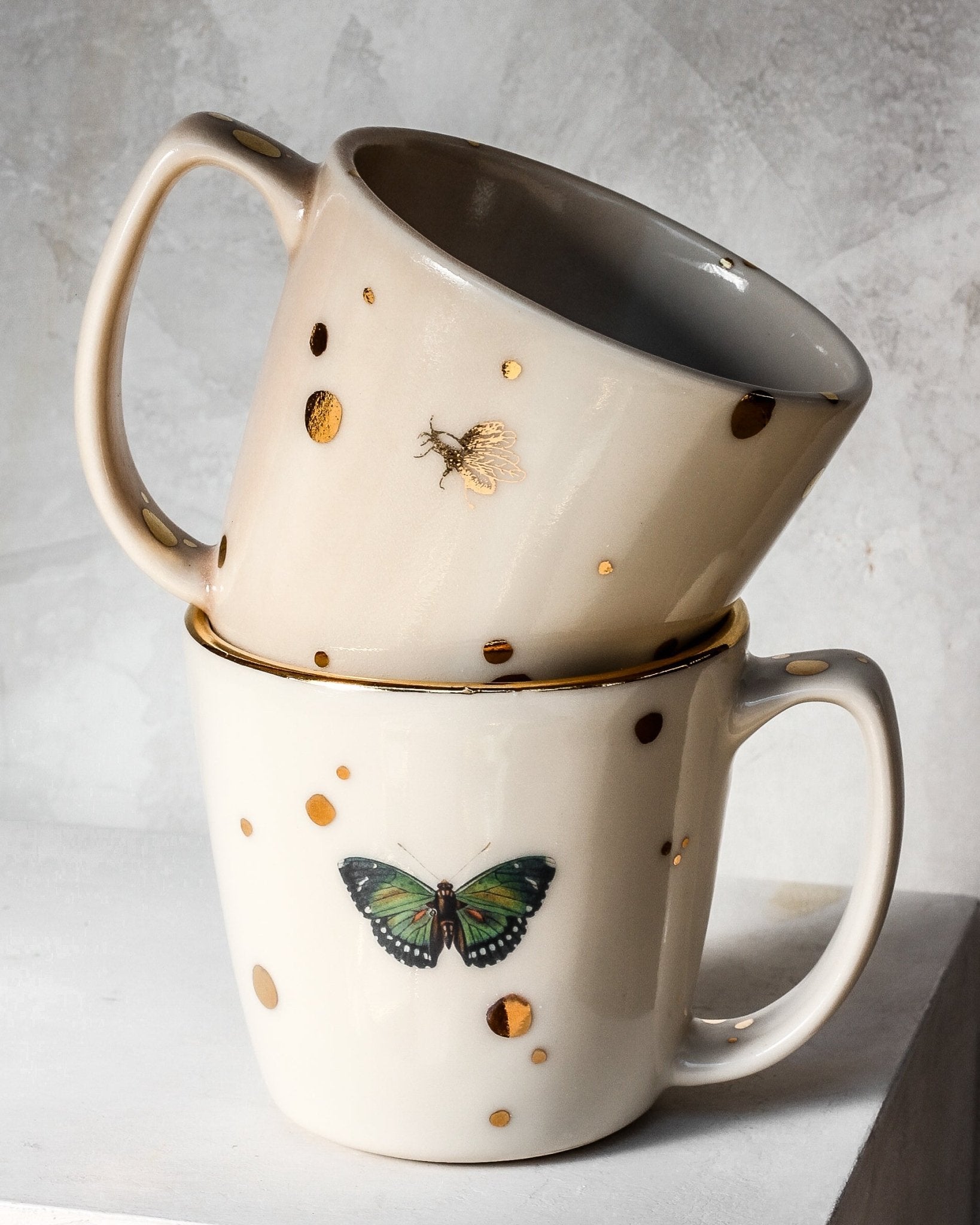 Drops of Honey Bee Mug - Apricity Ceramics