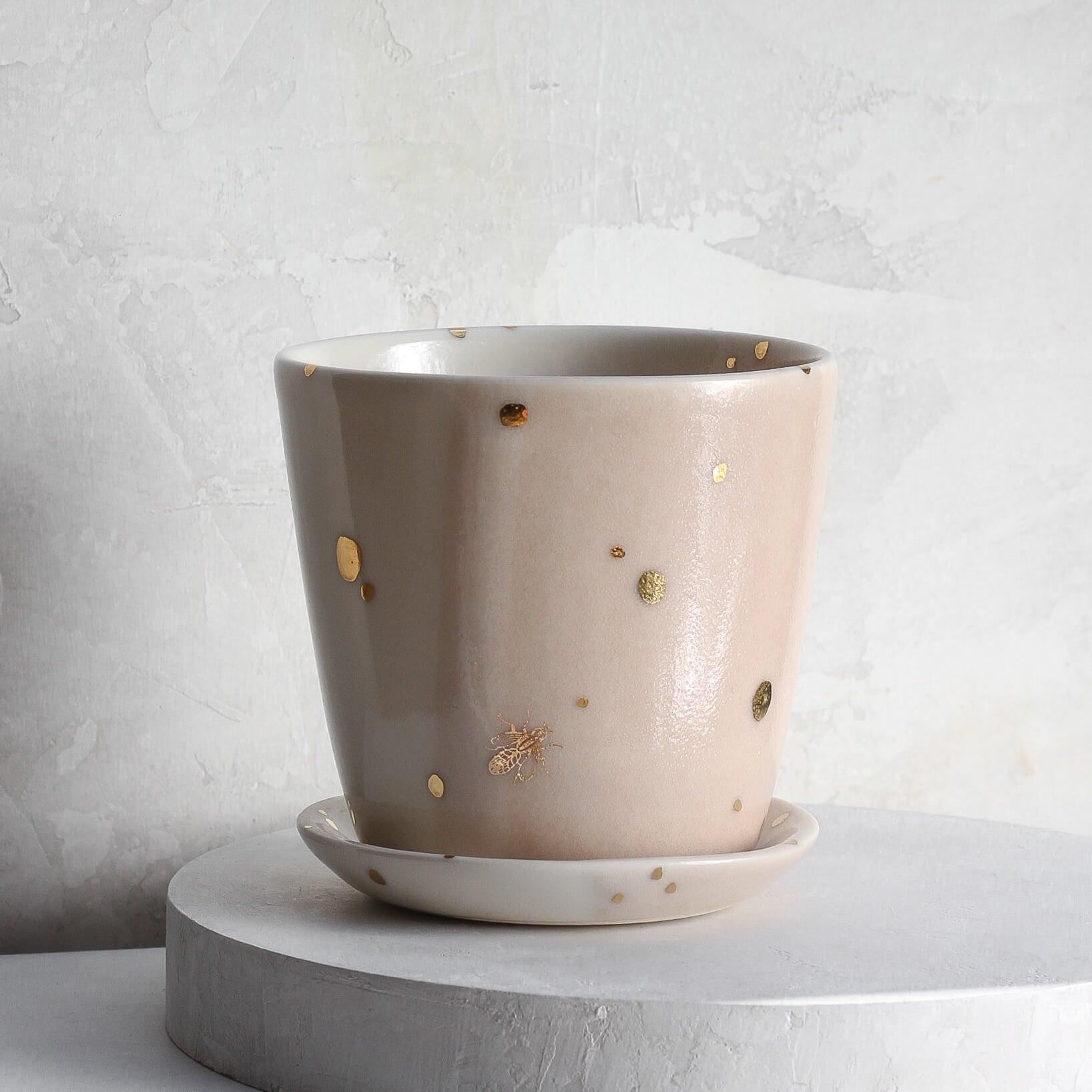 Drops of Honey Bee Medium Planter - Apricity Ceramics